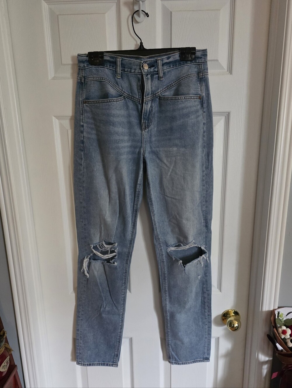 American Eagle Mom Jeans